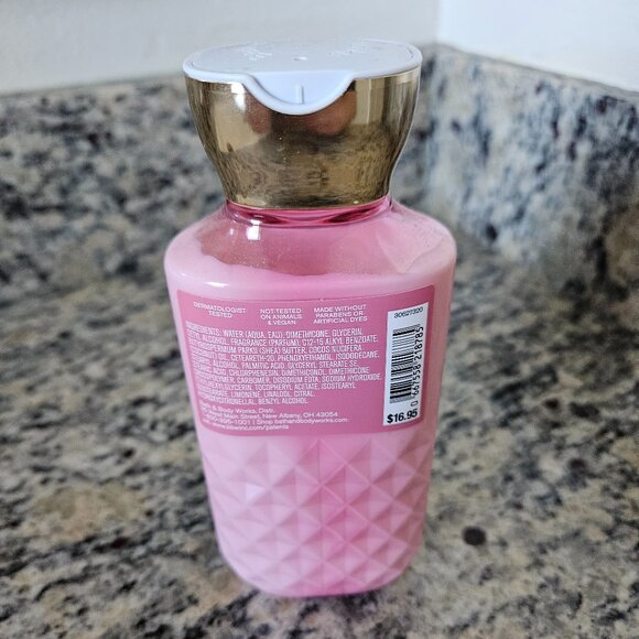 NEW BATH AND BODY WORKS CHAMPAGNE TOAST DAILY NOURISHING 24 HOUR 8 OZ LOTION - Picture 4 of 6
